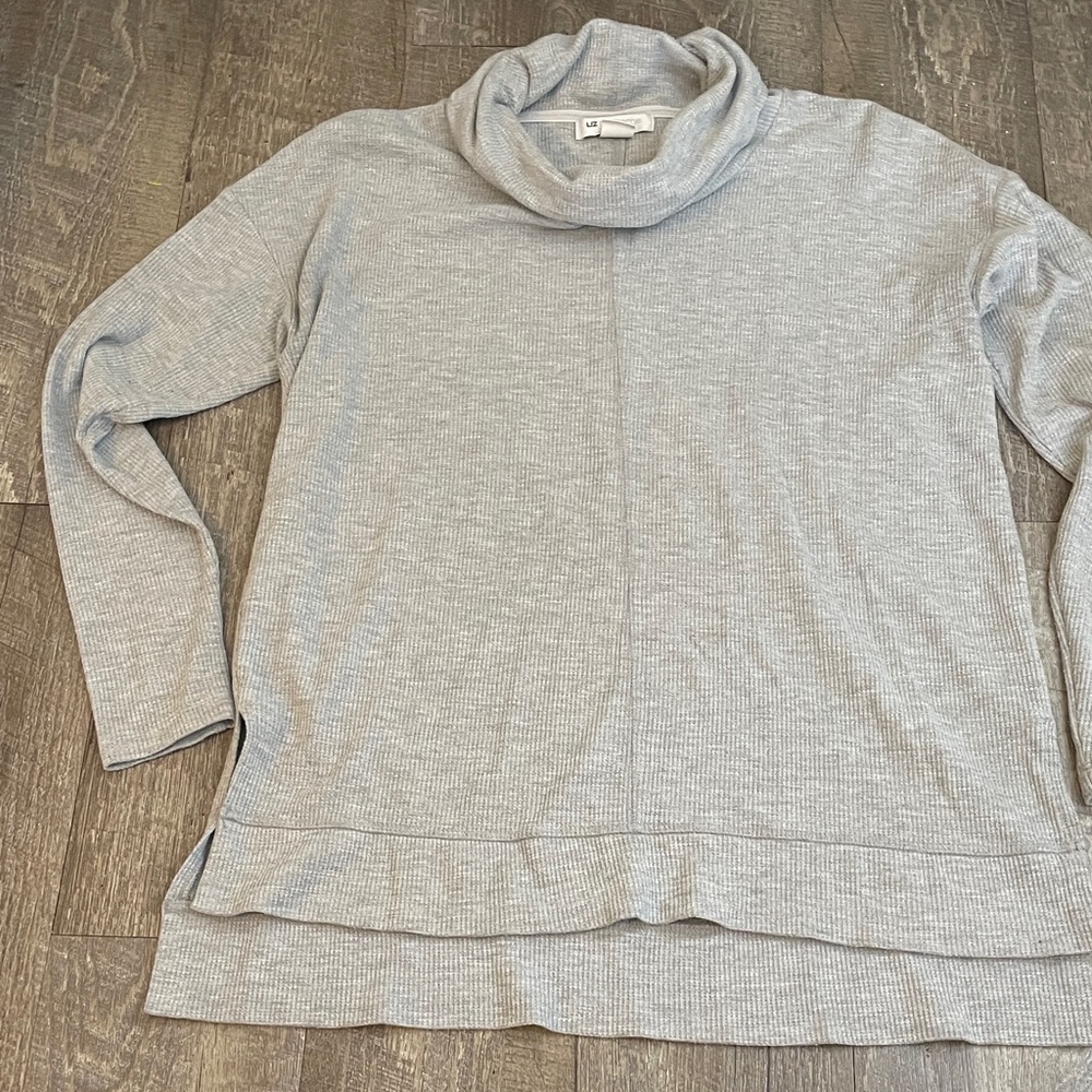 Liz Claiborne Light Gray Cowl Neck Sweater‎
